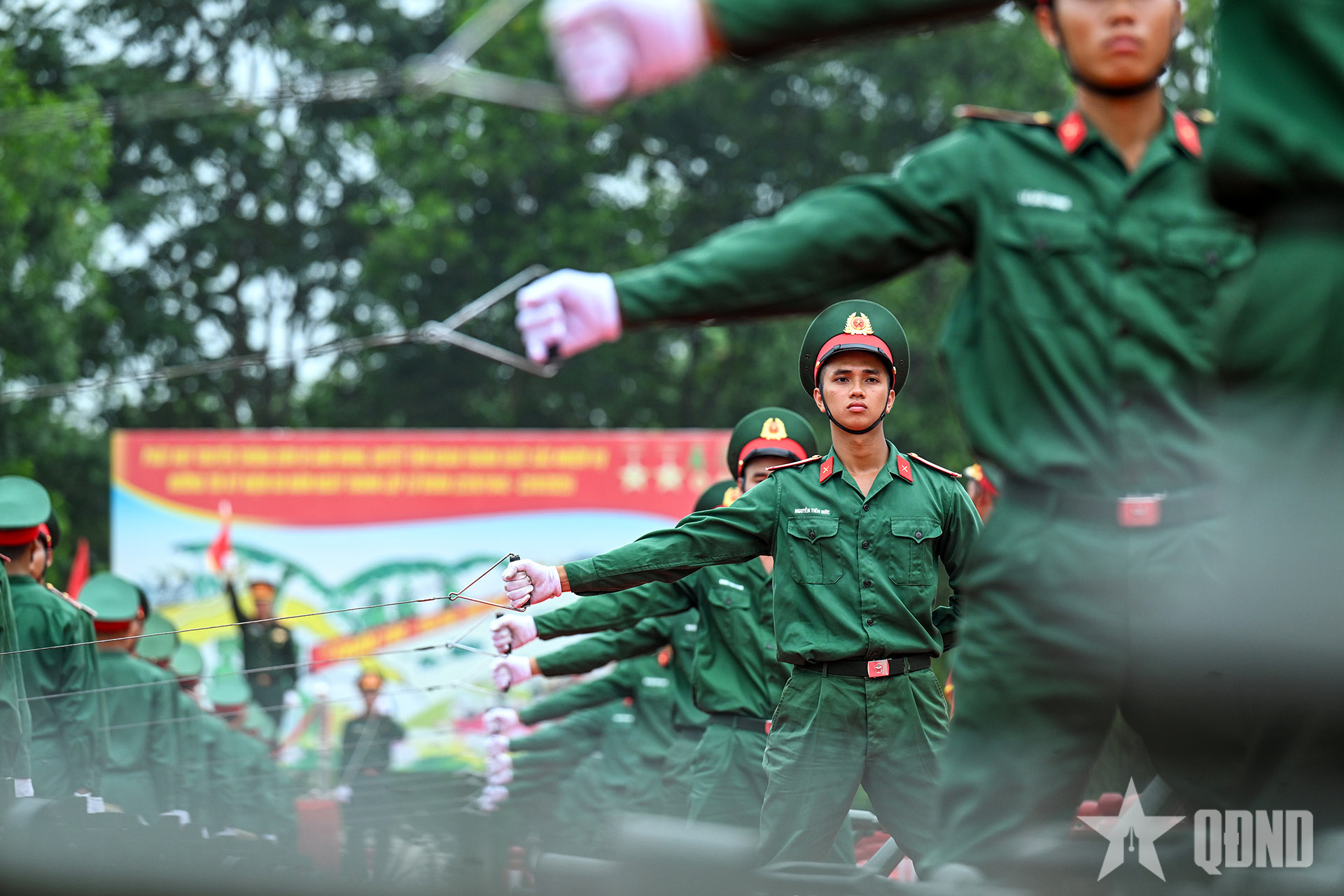 Những người giữ nhịp uy nghi của nghi lễ quân sự Việt Nam